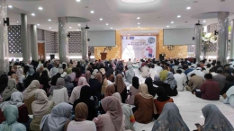 Suasana Maulid Nabi SAW 1445 di Masjid Darul Ulum Unpam VIktor (dokpri)