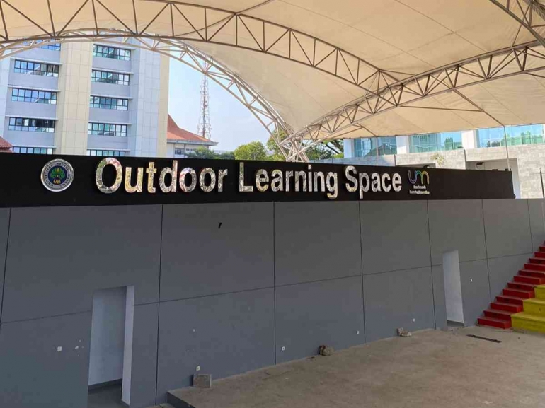 Pemanfaatan Outdoor Learning Space bagi Mahasiswa Universitas Negeri ...