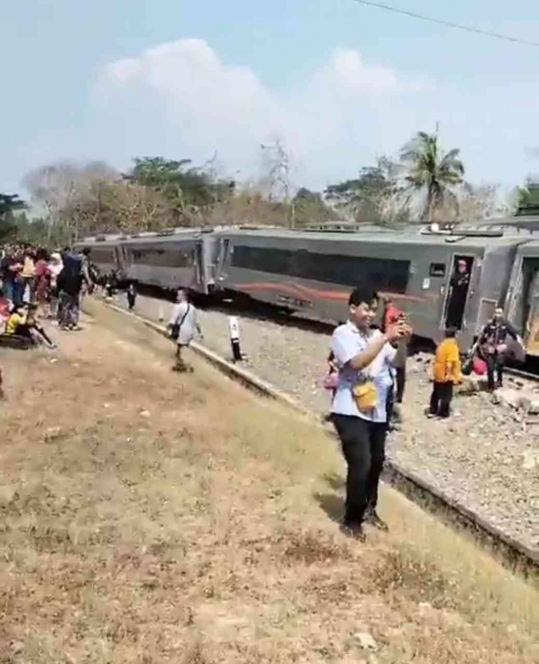 cuplikan video twitter @txttransportasi