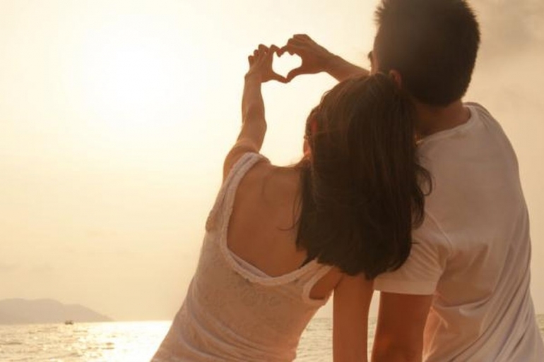 Ilustrasi: Cerita cinta. (Sumber: Shutterstock via kompas.com) 