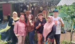 Momen saat acara cucurak vlomaya di Bogor (dok. Denik)