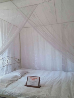 Tempat tidur tamu Istana Gebang (Sumber: dokumen pribadi)