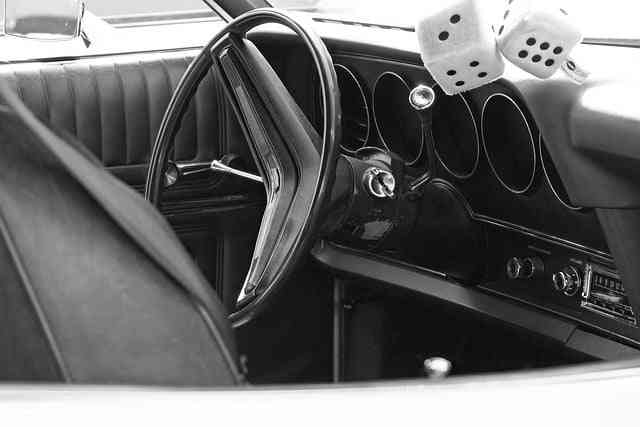 Foto 1: Foto sebuah interior mobil. (sumber foto: Ralf1403 / Pixabay)