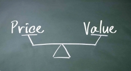 lustrasi tentang membandingkan Harga saham dengan nilai intrinsiknya, yang disebut Value Ivesting (image source: fool.com )