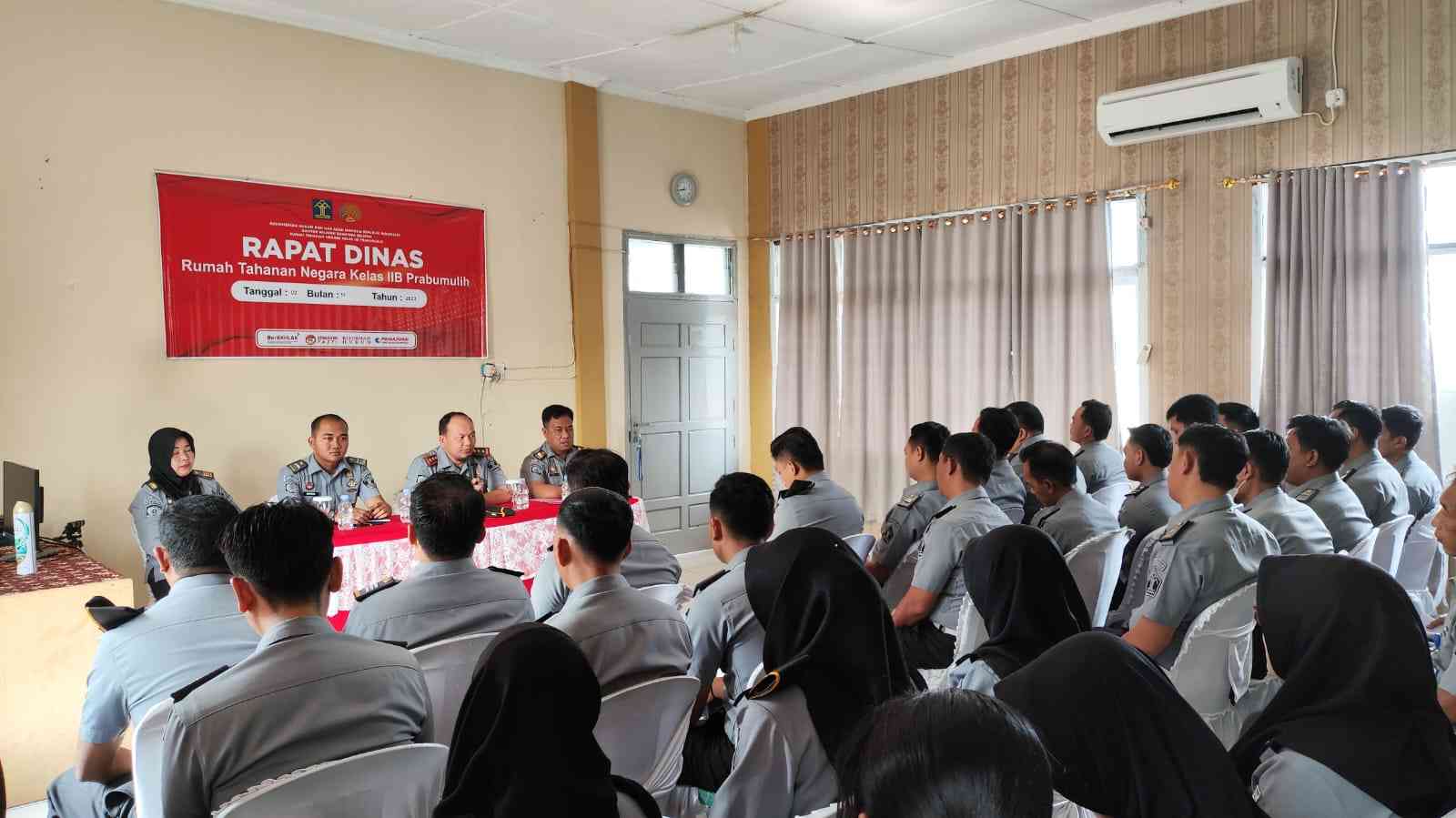 Karutan Prabumulih Pimpin Rapat Dinas Perdana Bersama Jajaran ...