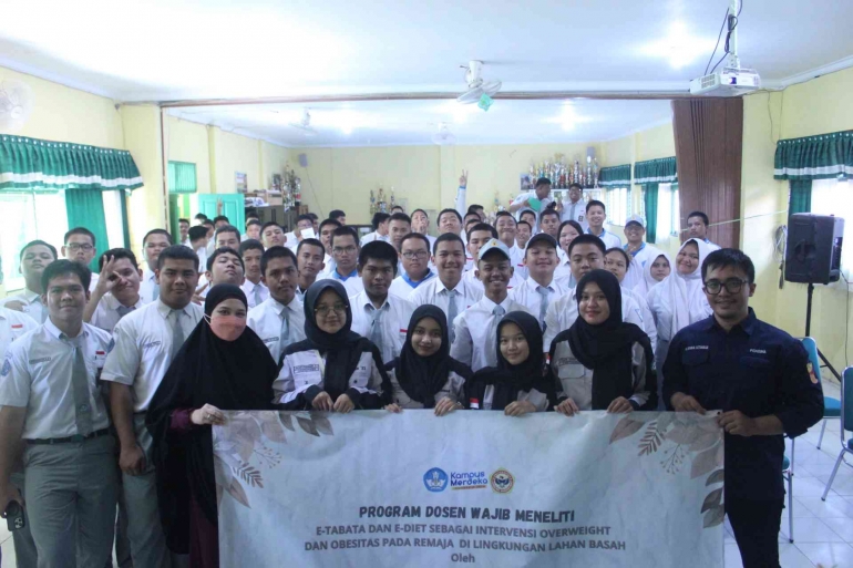Sosialisasi dan Edukasi E-Tabata dan E-Diet untuk siswa siswi SMAN 1 Banjabaru. Sumber Foto: Zaky
