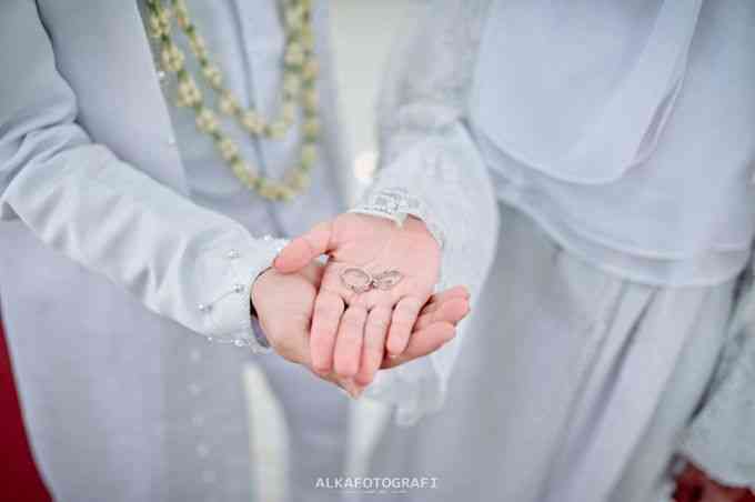 https://www.bridestory.com/wedding-photo-video-alkafotografi/projects/wedding-muslim1613127619