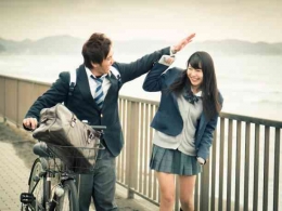 Ilustrasi pacaran saat SMA. Sumber: Istockphoto (Toru-Sanogawa)