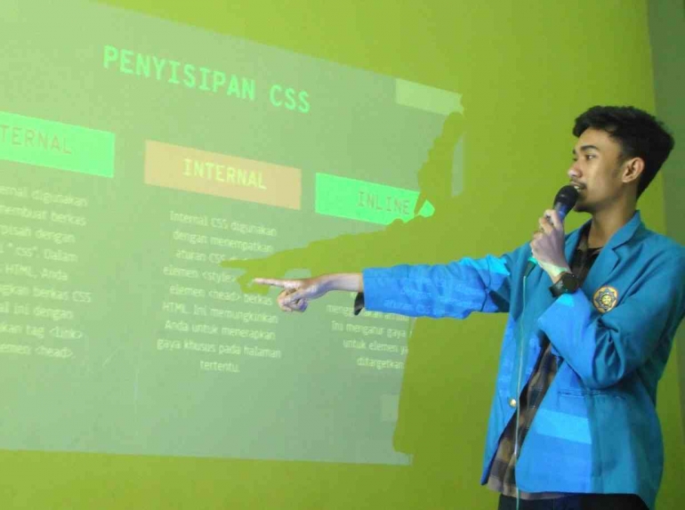 Penyampaian Materi CSS (dokpri)