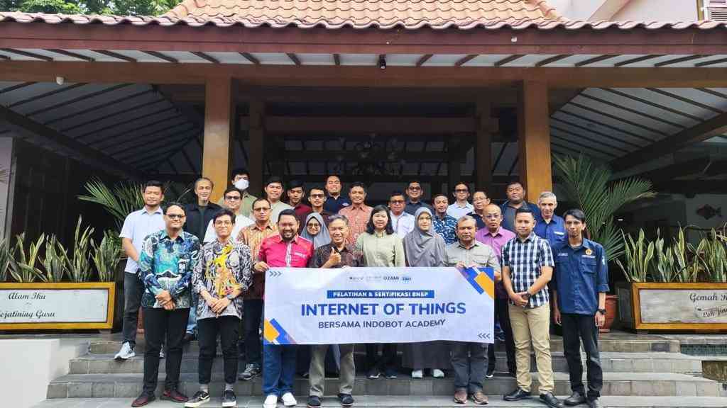 Indobot Academy Gandeng 28 Dosen Dan Profesional Raih Kompetensi BNSP ...