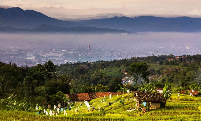 By Cocakolam - Own work, CC BY-SA 4.0 Bandung Utara