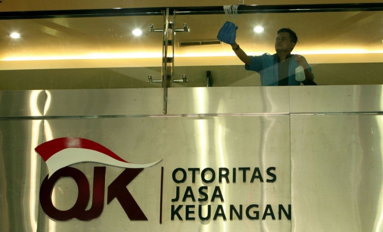 ilustrasi: Kantor Otoritas Jas Keuangan (OJK) Jakarta. (Foto: KOMPAS/ALIF ICHWAN)