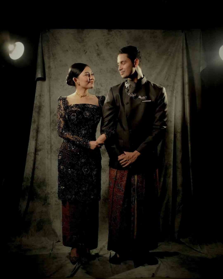 Saling menatap dengan penuh cinta (Foto : Instagram Rachel Vennya)