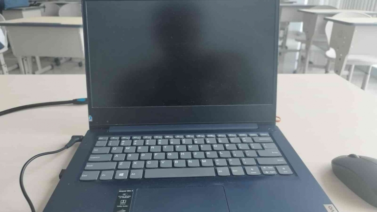 Laptop Lenovo (Dok. Akfan)