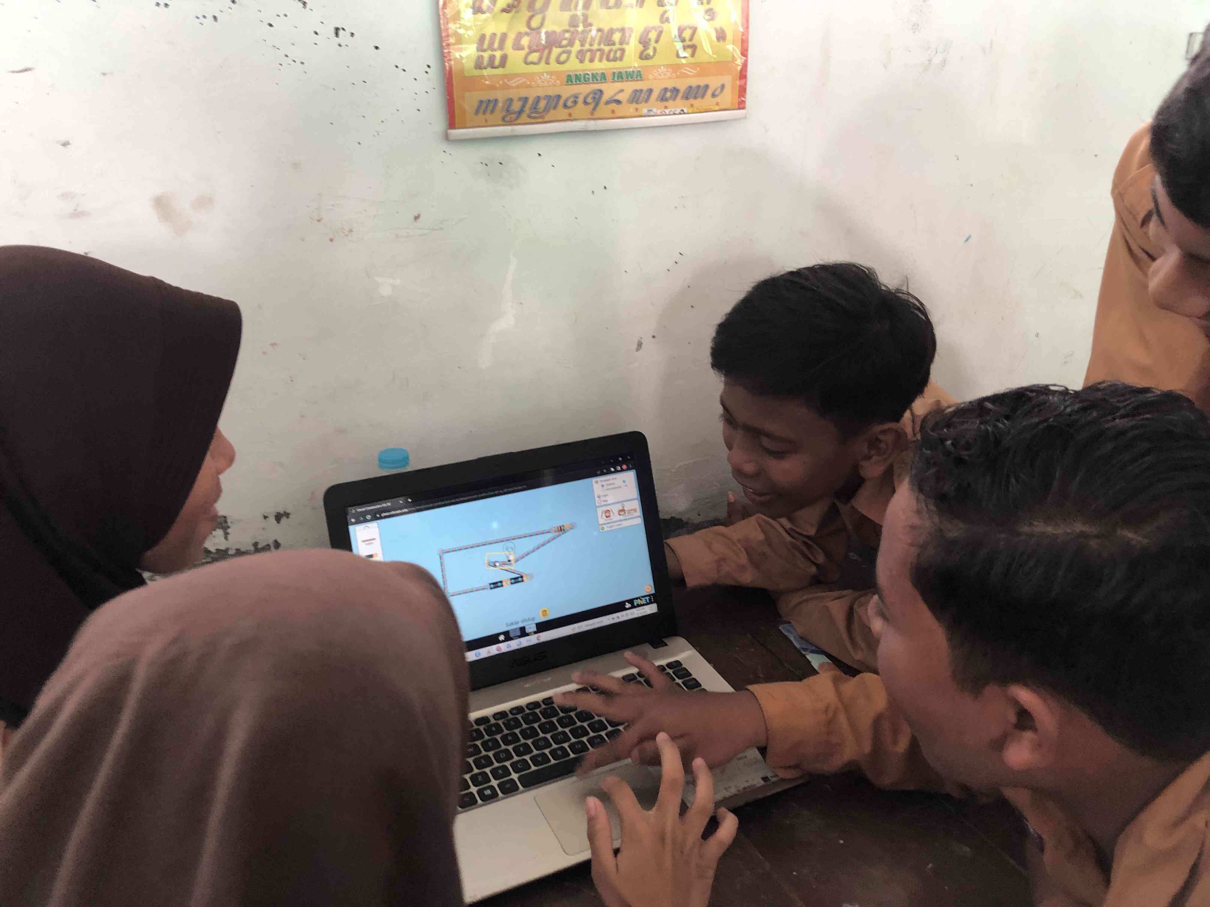 Solusi Efektif Meningkatkan Minat Belajar Siswa Dengan Memanfaatkan ...