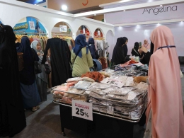 Tak hanya banyak promo, tapi pameran Halal Fair juga menampilkan banyak fakta menarik lainnya. - (Gambar Pribadi) 
