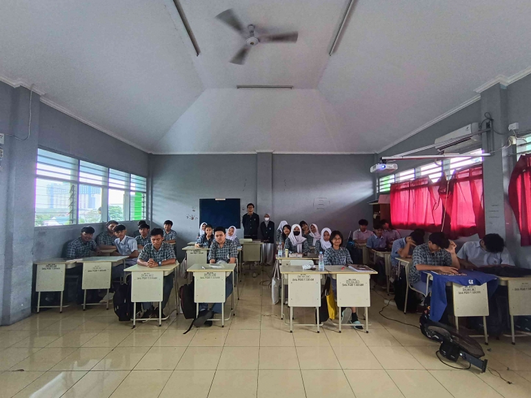 Penyuluhan di SMA PGRI 1 Kota Bogor (dok. pribadi)