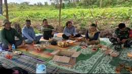 Foto Suhardi: Saat kunjungan Kepala Dinas Pertanian Kabupaten Kapuas di lokasi rencana kampung hortikultura 