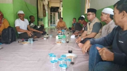 Foto Suhardi: Pertemuan rutin bulanan Gapoktan Desa Anjir Mambulau Timur Kecamatan Kapuas Timur Kabupaten Kapuas.