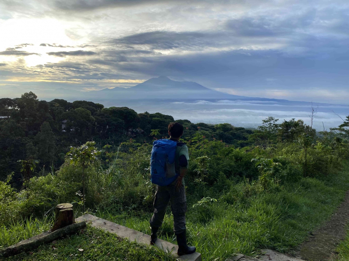 Foto Artikel : Pesona Alam Gunung Salak: Petualangan Seru di Puncak ...