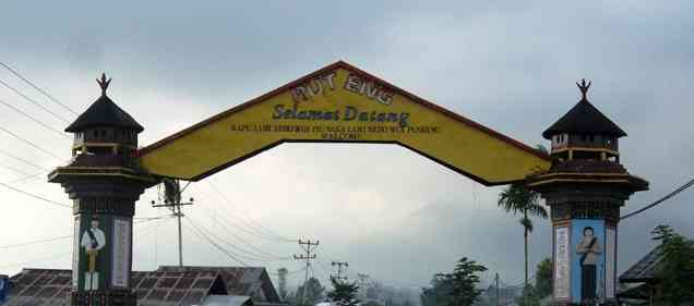 Mackot Ruteng Menikmati Keindahan Dingin Kota Ruteng, Manggarai Destinasi Wisata ...