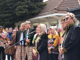 PJ Bupati Lumajang, Indah Wahyuni saat sambutan pelepasan ekspor kapulaga. Jum'at, (15/12/2023) Dokpri