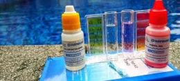 Test kit alat test kadar Chlorine dan Ph Air kolam renang (Foto /pool shop indonesia)