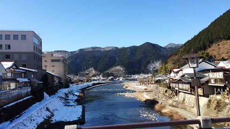 Sumber: 5 Hal Unik Dari Kota Gujo Hachiman di Prefektur Gifu | Berita Jepang Japanesestation.com,