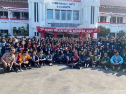 Gambar. Mahasiswa Magang di Dispendukcapil Kota Surabaya  (dokpri)