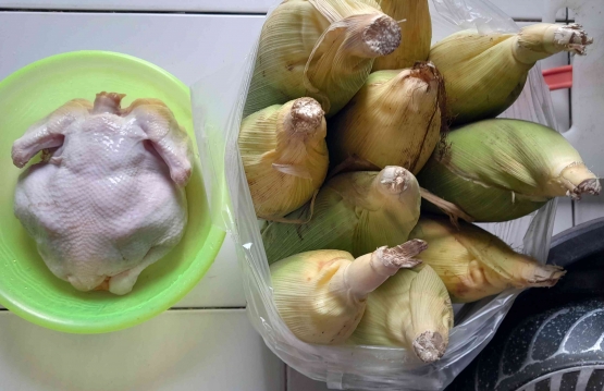 Bahan utama untuk makan malam bersama (Dok.Pri. Siska Artati)