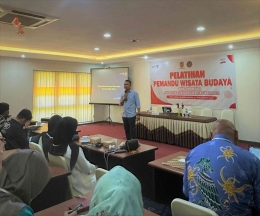 Pelatihan peningkatan kapasitas bagi pemandu wisata lokal di destinasi Tanjung Puting