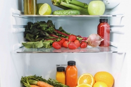 Sayuran dan buah-buahan yang disimpan di kulkas (Foto oleh Polina Tankilevitch: pexel)