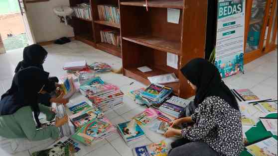 Kegiatan Administrasi Perpustakaan