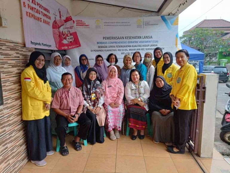 Pelibatan Posbindu dan pengelola Program Kesehatan Lansia Puskesmas menjamin keberlanjutan PPM (Sumber: Tim PPM FIK UI)