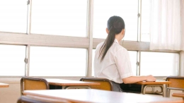 Ilustrasi siswa yang tertekan di sekolah sumber gambar 3.nhk.or.jp/