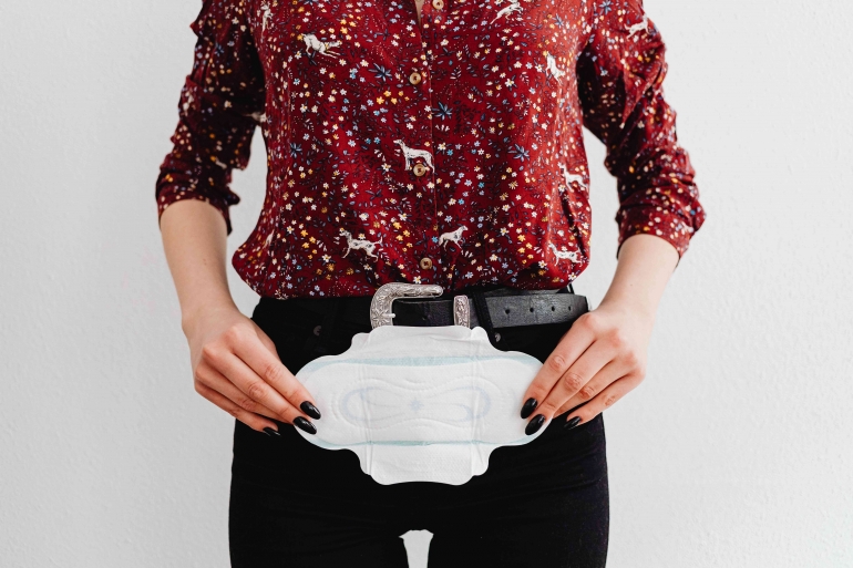 potret wanita yang sedang menstruasi (pexels.com/Karolina Grabowska)