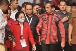 Kebersamaan Megawati dan Jokowi diacara pembukaan rakernas IV PDIP di Jakarta, Jum'at (29/2023). Foto : ANTARA 