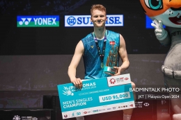 Anders Antonsen, juara tunggal putra Malaysia Open. Sumber: BadmintonTalk