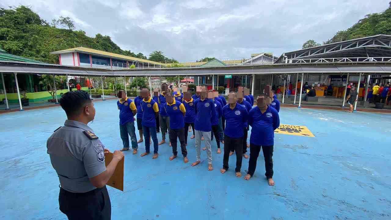 Melalui Program Mapenaling, Petugas Lapas Narkotika Samarinda Ajak WBP ...