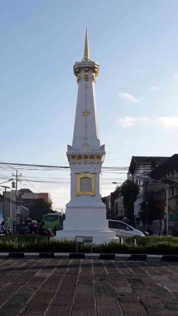 Tugu Yogyakarta lambang semangat rakyat melawan penjajah. Usianya sudah lebih dari 3 abad. Sumber gambar dokumen pribadi.