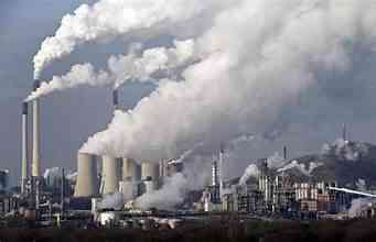 Pabrik-pabrik ini berkontribusi pada efek rumah kaca, pemanasan global lalu perubahan iklim global (dok foto: berbagai reviewes.com)