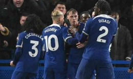 Para pemain Chelsea berselebrasi usai gol Palmer ke gawang Manchester City. Photo by AFP/Glyn Kirk via https://e.vnexpress.net/