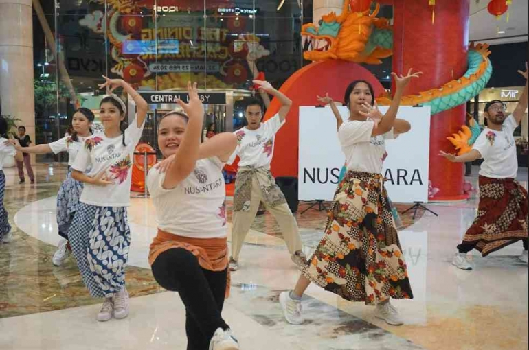 Flashmob di Kota Kasablanka. (Dok. Humas Otorita Ibu Kota Nusantara)