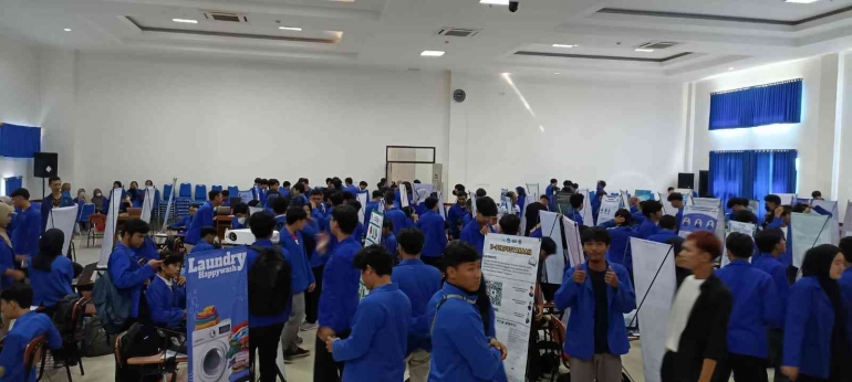Dokumentasi Expo Final Project UBP Karawang