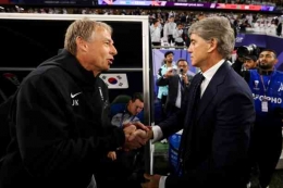 Jurgen Klinsmann dan Roberto Mancini. Sumber: getty images (Zhizhao Wu)