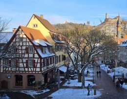 Kota tua Weinheim, kota kelahiran Romo Prier. Foto von schoenes Baden-Wuertenberg