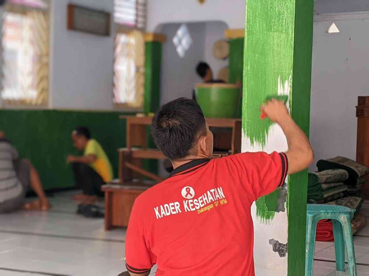 Pengecatan Masjid Rutan Pekalongan. Dokumentasi Humas Rutan Pekalongan.