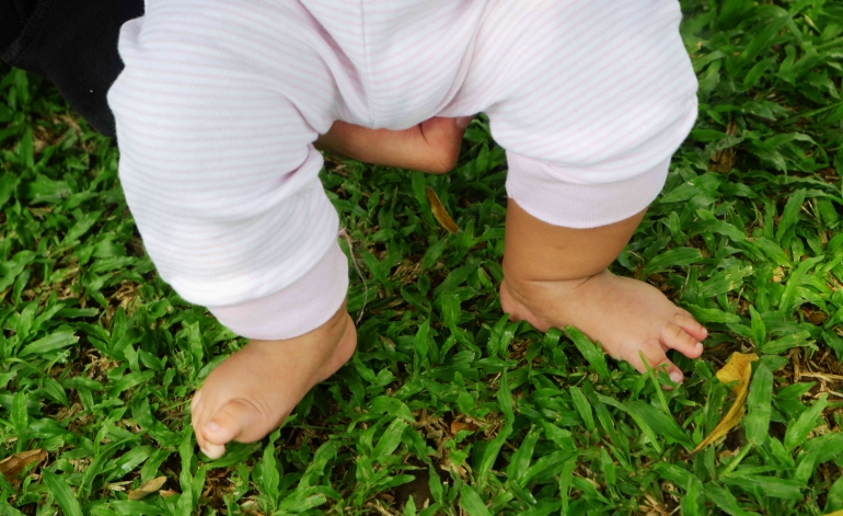 Sustainable parenting dapat diwujudkan dengan mengenalkan lingkungan ke buah hati sejak dini (Dokumen Pribadi)