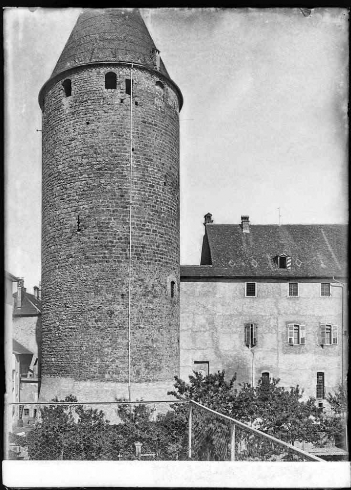 Menara Kastil| Swiss National Library