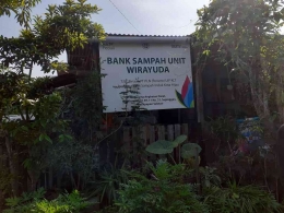 Foto Rumah Warga pengelola Bank Sampah Asrama Sepinggan Jalan Wirayuda Balikpapan | Dokumen Pribadi